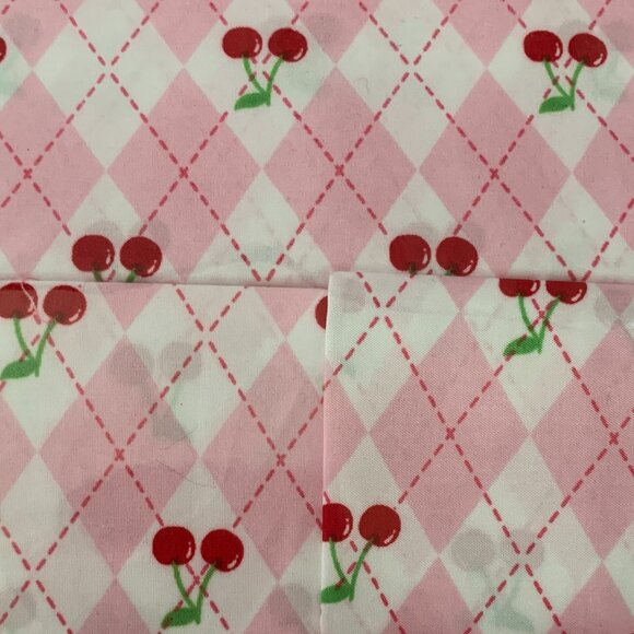 JUICY COUTURE Cherry Argyle Full Sized Bed Sheets Set - Picture 2 of 4